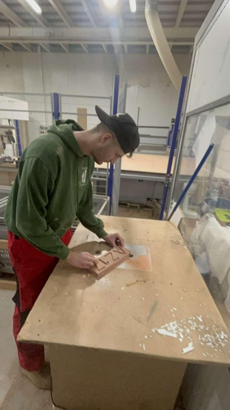 d46859a9-a2c7-45d2-acf4-8d561fc3398f