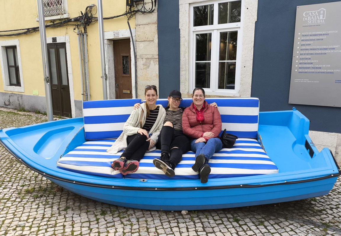 ab5688f8-acdc-4391-9ed7-7a58a8927572